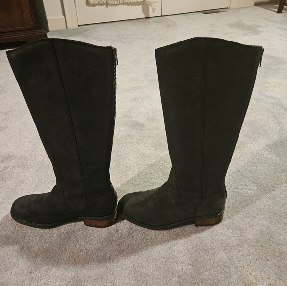 UGG Seldon Tall 1009201 Black Womens Boots, Size 7 - Picture 2 of 15